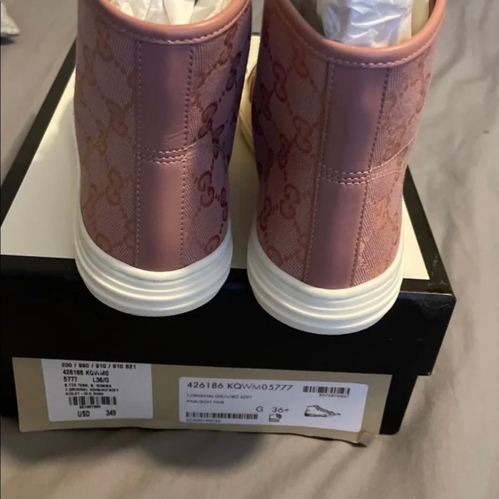Gucci - Picture 3 of 3
